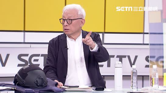 聯電創辦人曹興誠接受《三立新聞》主持人許貴雅主持的政論節目《新台灣加油》訪問。