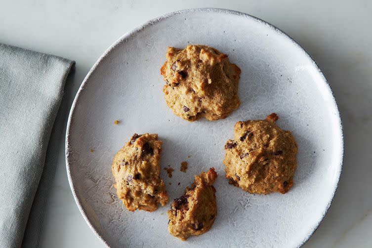 Quinoa Cookies with Coconut and Chocolate Chunks