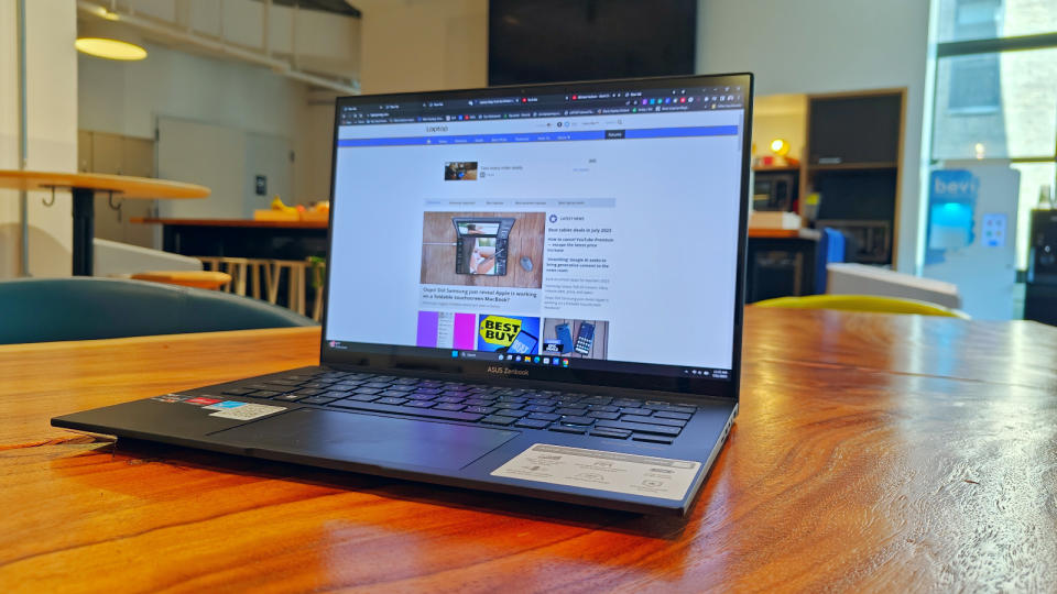 Asus Zenbook 14 OLED UM3402Y review: Beauty and brains with all-day endurance.