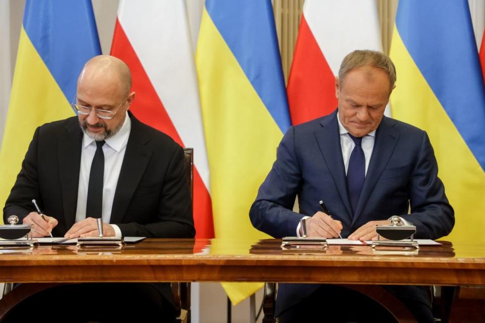 Ukrainian Prime Minister Denys Shmyhal (L) and Polish Prime Minister Donald Tusk in Warsaw, Poland, on March 28, 2024. (PM Denys Shmyhal/X)