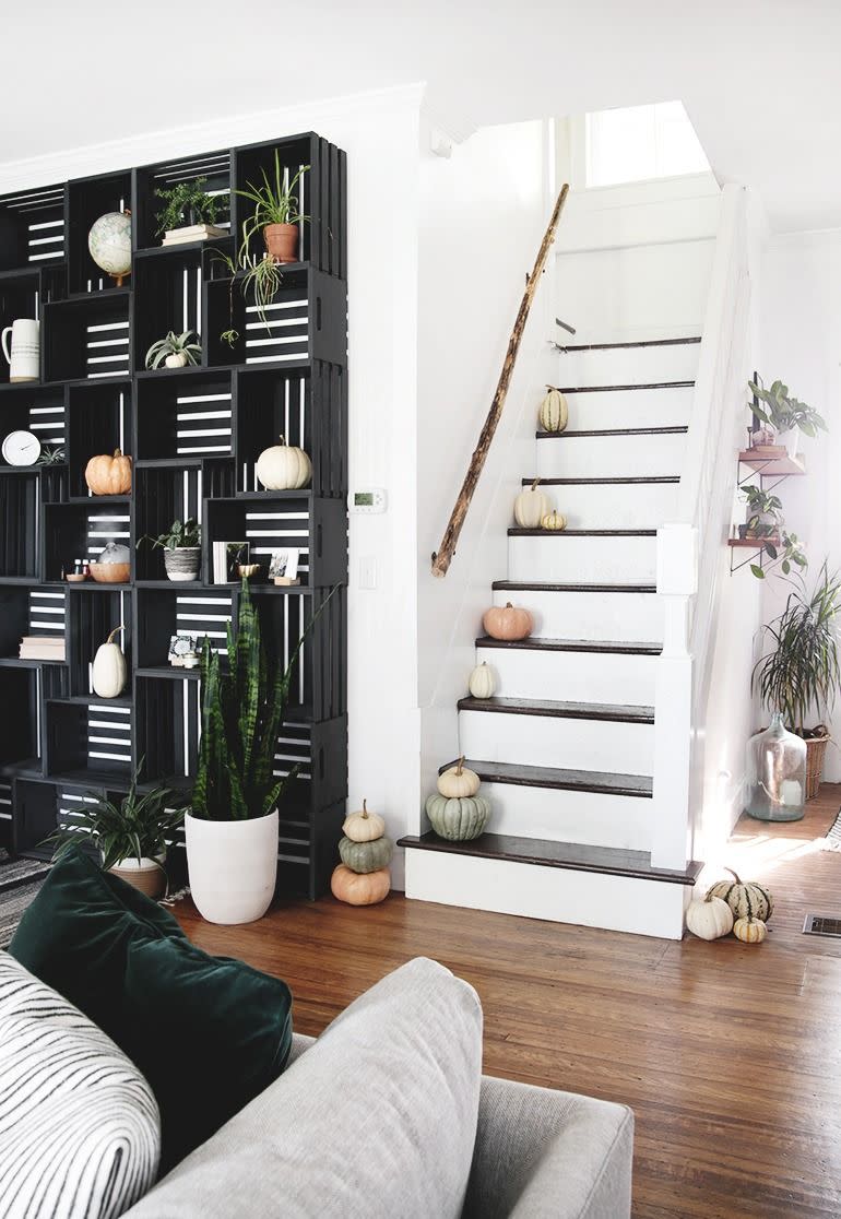 farmhouse fall decorations stairs