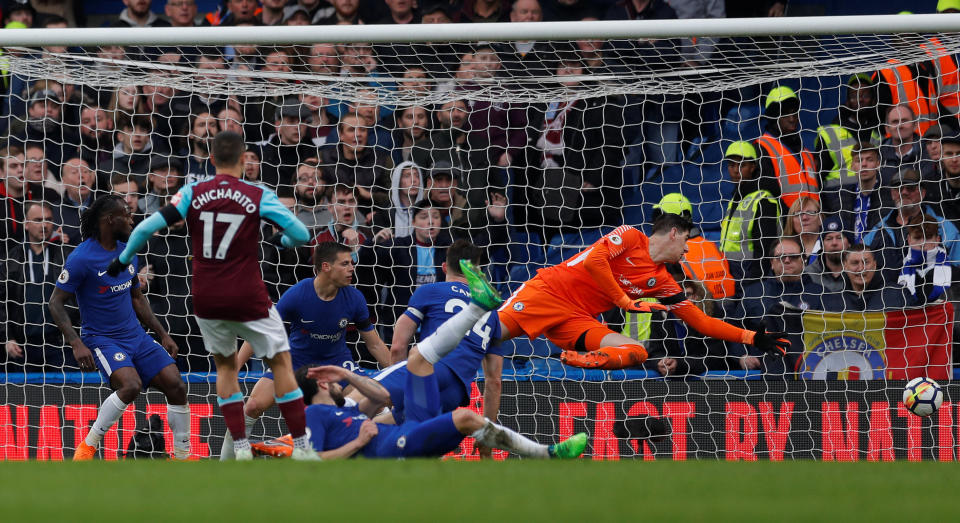 <p>Substitute Javier Hernandez fires home the West Ham equaliser with only his second touch of the ball </p>