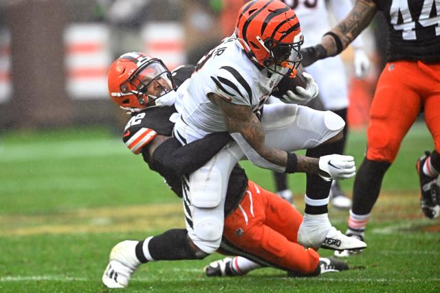 Cleveland Browns defensive back Grant Delpit (22) runs for the