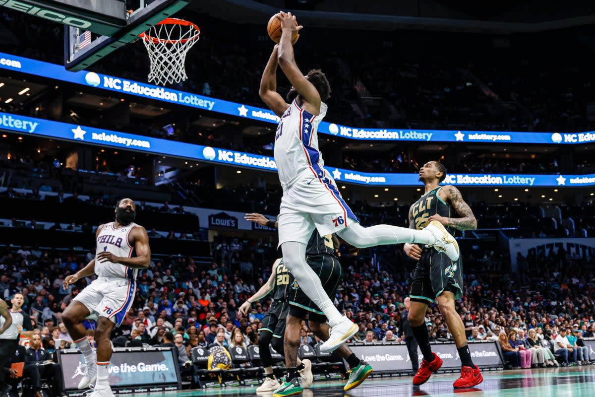 76ERS-HORNETS (AP)