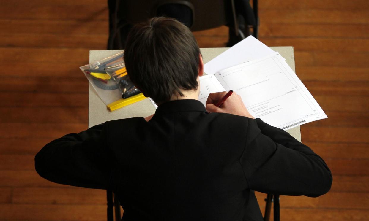 <span>Teenagers who fail GCSE maths and English tend to face worse health outcomes and are more likely to be engaged in criminal behaviour, the Exeter University study shows.</span><span>Photograph: David Davies/PA</span>