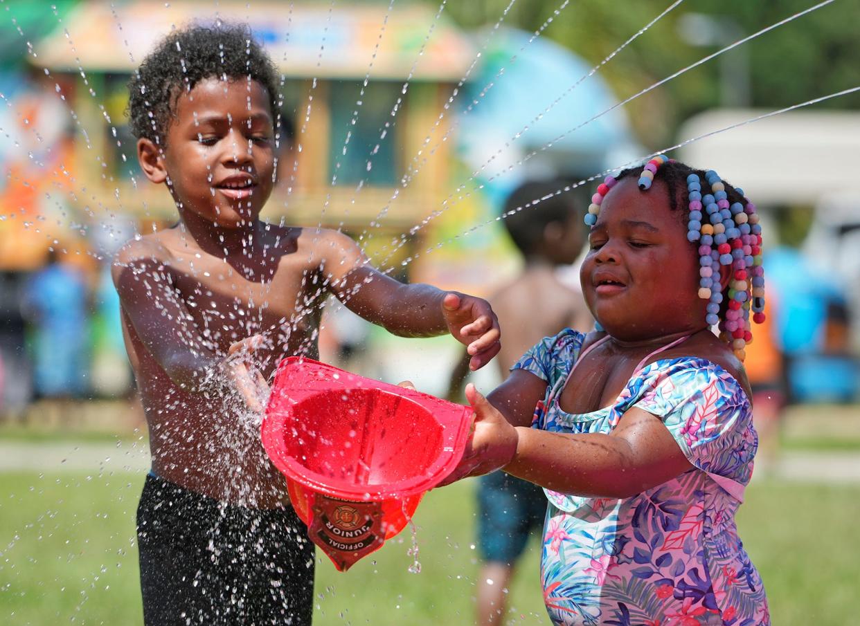 “The good thing is there's no income eligibility requirement, said Clayton Jackson, community services manager for Volusia County.  "There's no pre registration required for our sites. Families with children 18 years of age or younger can show up to any site to receive breakfast or lunch.”