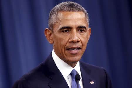 U.S. President Barack Obama delivers remarks after a briefing on U.S. efforts against the Islamic State (ISIS), at the Pentagon in Arlington, Virginia July 6, 2015. REUTERS/Jonathan Ernst