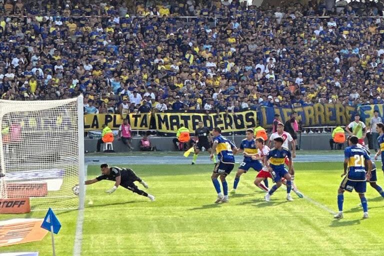 Romero y una atajada espectacular ante River