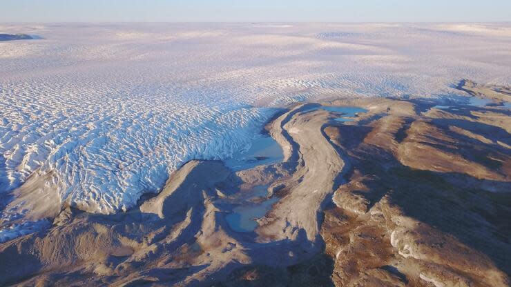 Folge des Klimawandels: Das Eis in Grönland schmilzt immer schneller. Foto: dpa