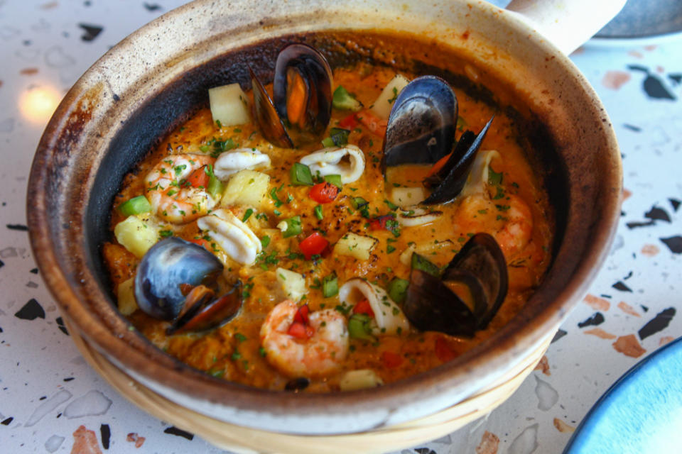 ASPA - claypot paella