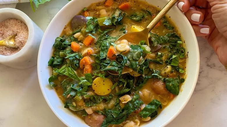 white bean and kale soup