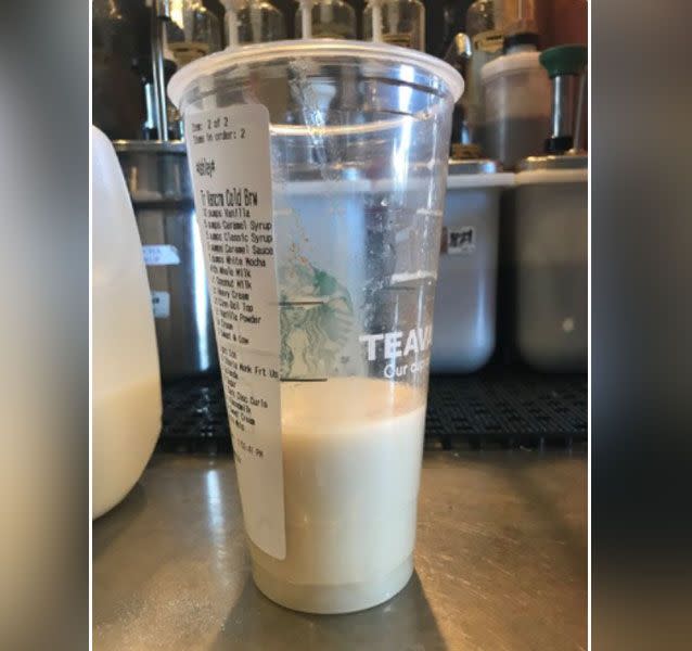 The 30 syrups added to the drink took up nearly half the cup. Source: Twitter/ Jessica Lynn
