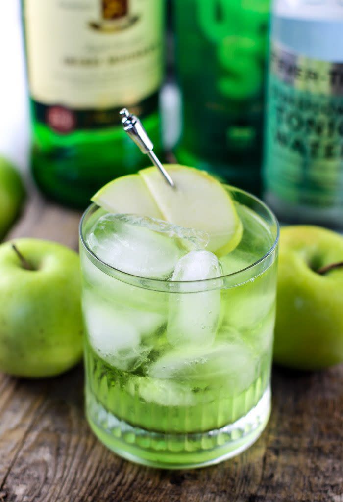 Irish Sour Apple Cocktail