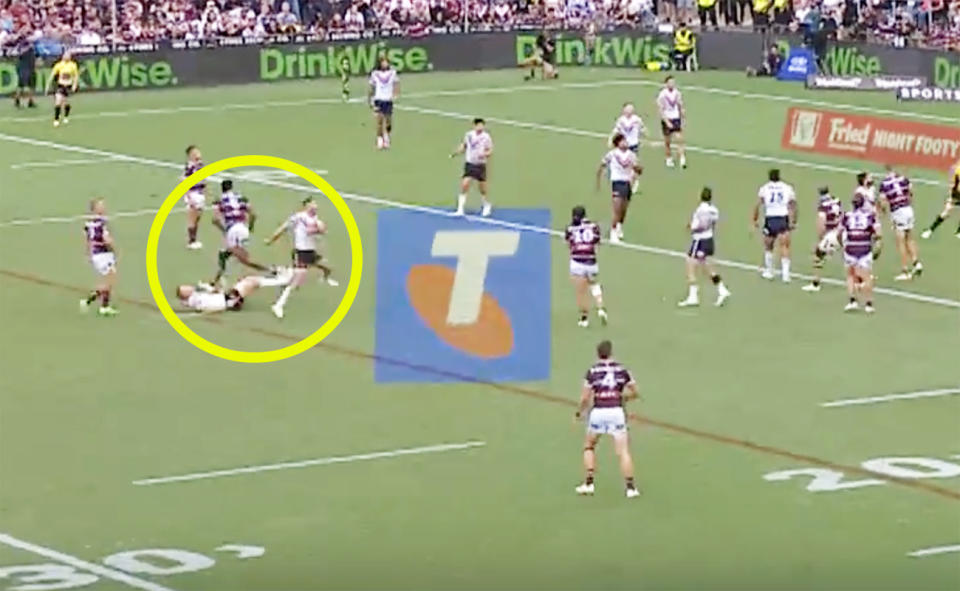 Daly-Cherry Evans kicking a field goal against the Roosters.