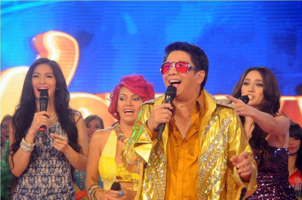 Ava Jugueta of PYT, Ethel Booba, Willie Revillame and Arci Munoz