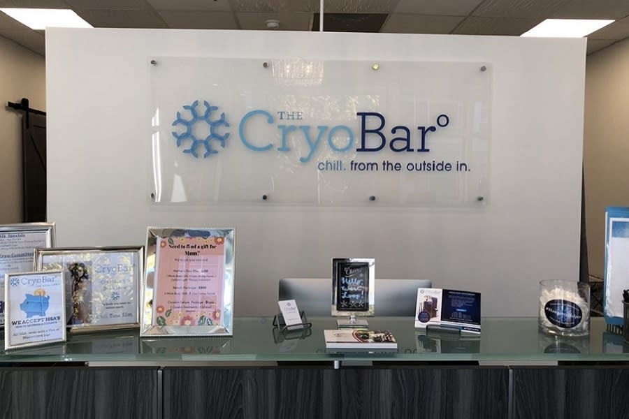 <b>pHOTO: tHE cRYOBAR WEST LOOP/<a href="https://www.yelp.com/biz_photos/the-cryobar-west-loop-chicago?utm_campaign=1b637cb2-eff4-48b9-ab3f-60cc5c10ebb7%2C198a34d2-3ee2-4c54-8852-8d0e77265076&utm_medium=81024472-a80c-4266-a0e5-a3bf8775daa7" rel="nofollow noopener" target="_blank" data-ylk="slk:YELP;elm:context_link;itc:0;sec:content-canvas" class="link ">YELP</a></b>