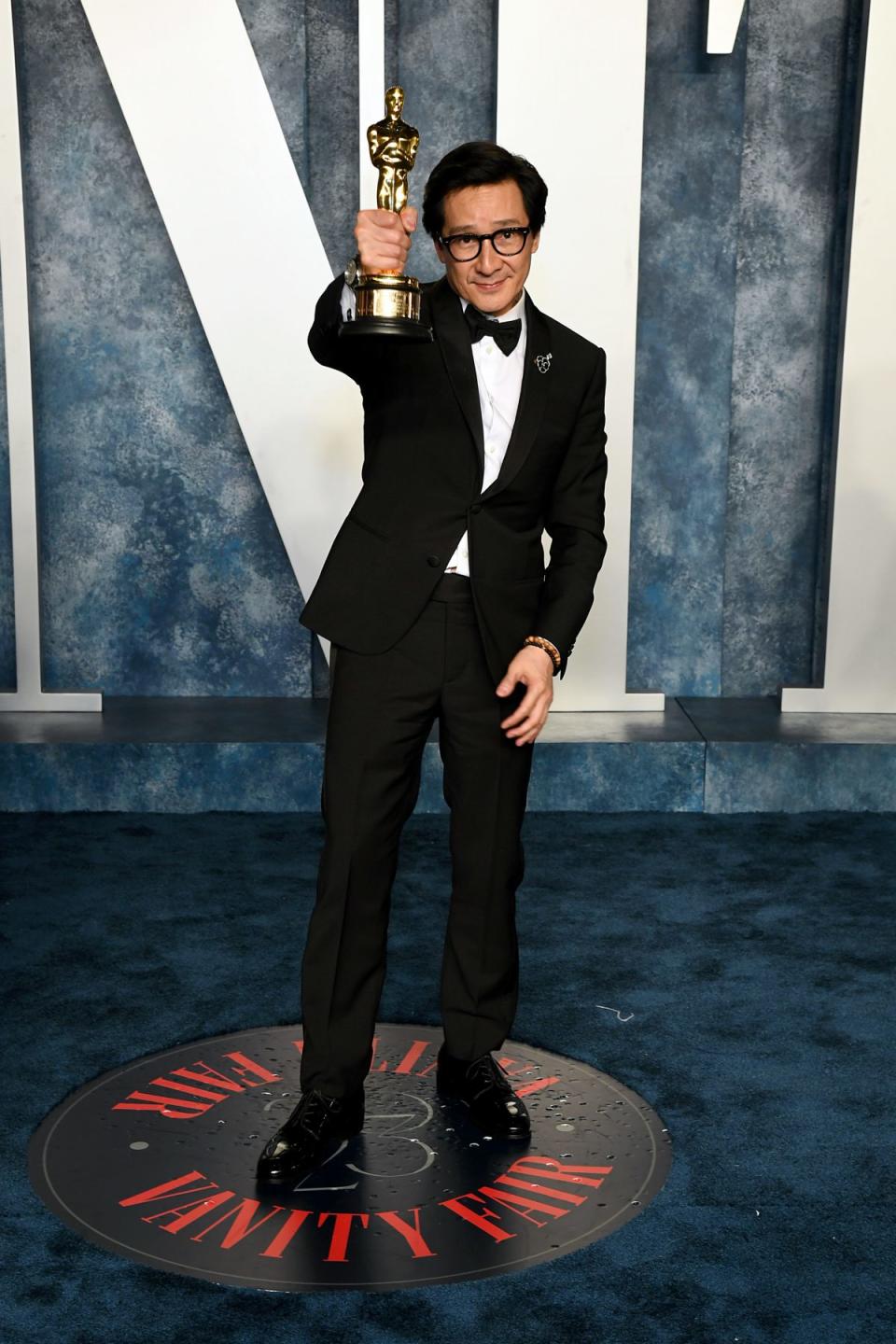 BEVERLY HILLS, CALIFORNIA - MARCH 12: Ke Huy Quan attends the 2023 Vanity Fair Oscar Party Hosted By Radhika Jones at Wallis Annenberg Center for the Performing Arts on March 12, 2023 in Beverly Hills, California. (Photo by Jon Kopaloff/Getty Images for Vanity Fair)