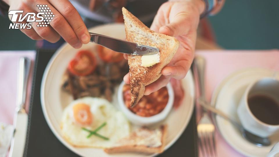 收入越低的人，越少吃早餐。示意圖／TVBS