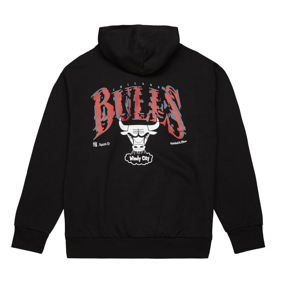 black hoodie with Chicago Bulls logo