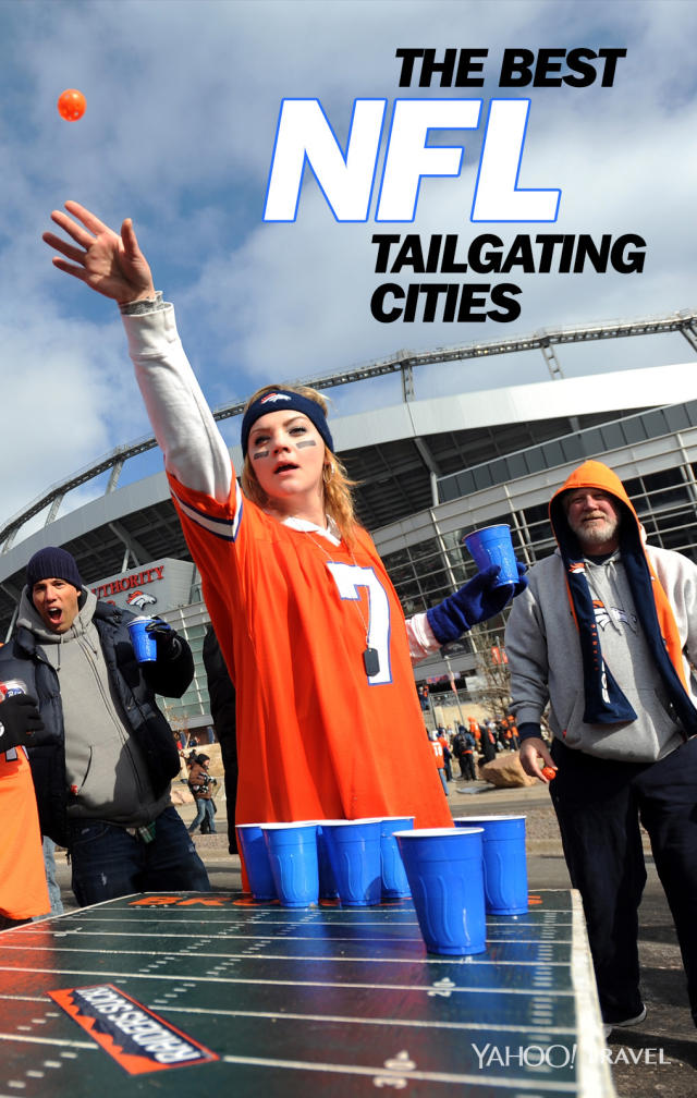 Buffalo Bills fans tailgate before taking on Cleveland at Ford Field