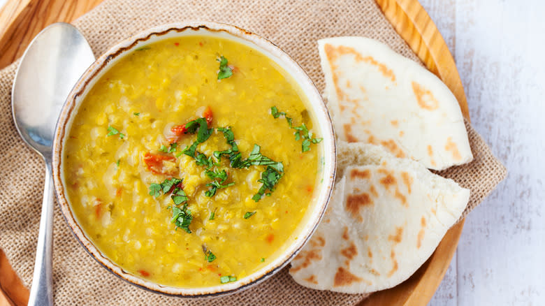 lentil soup with pita bread