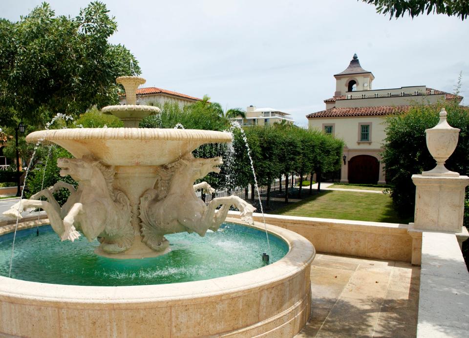 Town Hall Square looking south past the Mizner-designed Memorial Fountain.