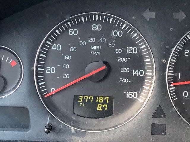 The odometer on this 2005 Volvo will soon surpass 400,000 miles.