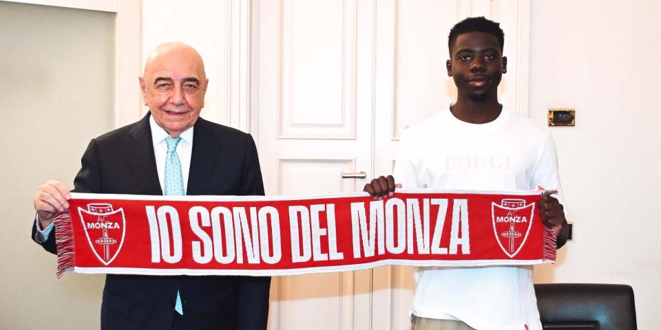 Serie A side confirm transfer of Manchester United academy graduate on four-year deal