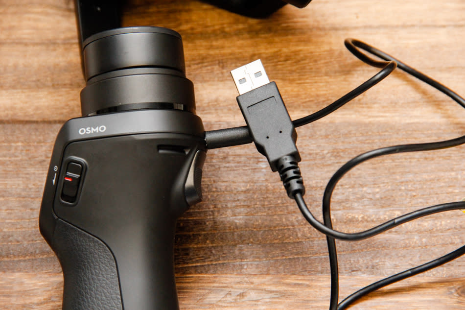 The Osmo Mobile uses a rare 3.5mm to USB cable for charging. A USB to power adapter isn’t included, which is a shame considering how much you’re paying.