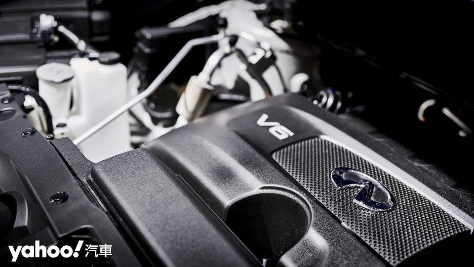 VQ35DD搭配全新九速手自排動力配置。