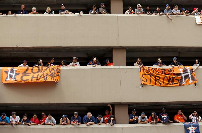 Fans celebrating Houston Astros' win with parade - NBC Sports