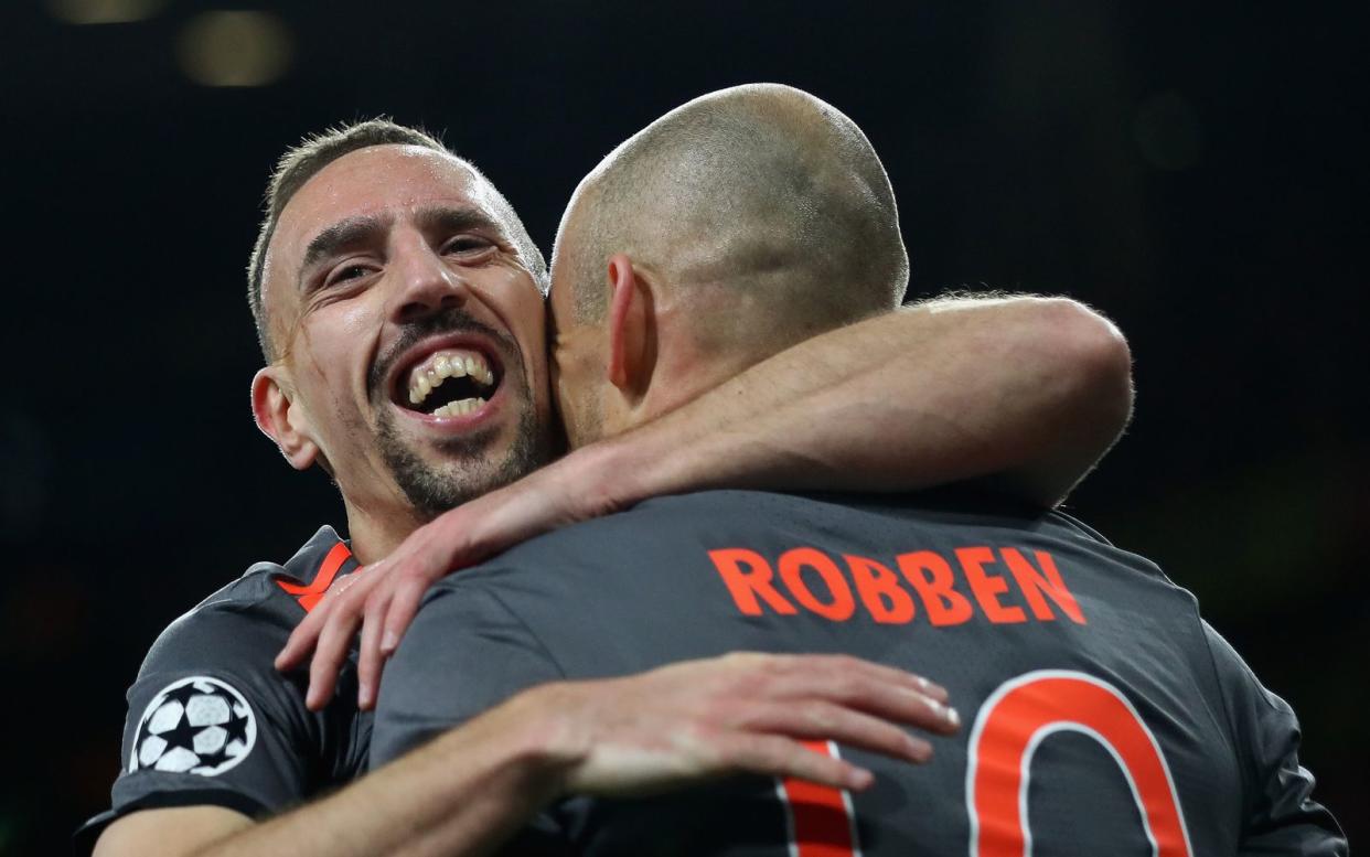 Arjen Robben und Franck Ribéry bildeten viele Jahre eine "Flügelzange" der Extraklasse bei Bayern München. (Bild: 2017 Getty Images/Clive Mason)