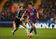 Football Soccer - Crystal Palace v Chelsea - Barclays Premier League - Selhurst Park - 3/1/16 Chelsea's Cesc Fabregas in action with Crystal Palace's Lee Chung Yong Action Images via Reuters / John Sibley Livepic
