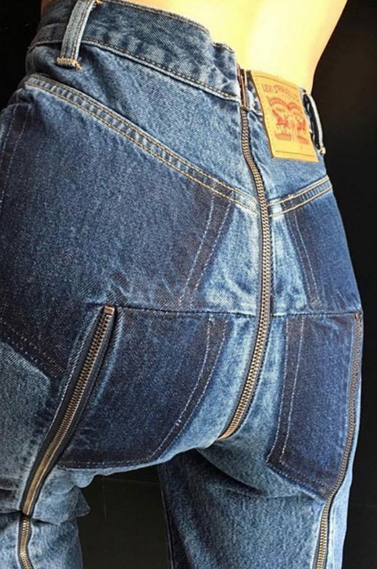 <i>Vetements x Levi’s are here for all your summer needs [Photo: Instagram/vetements_official]</i>