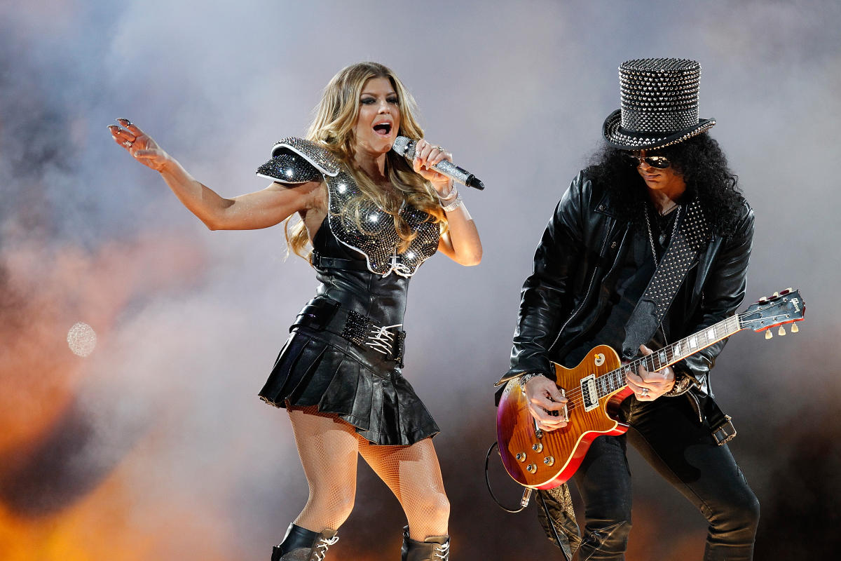 Super Bowl 2023 Ranking the worst halftime shows Yahoo Sports