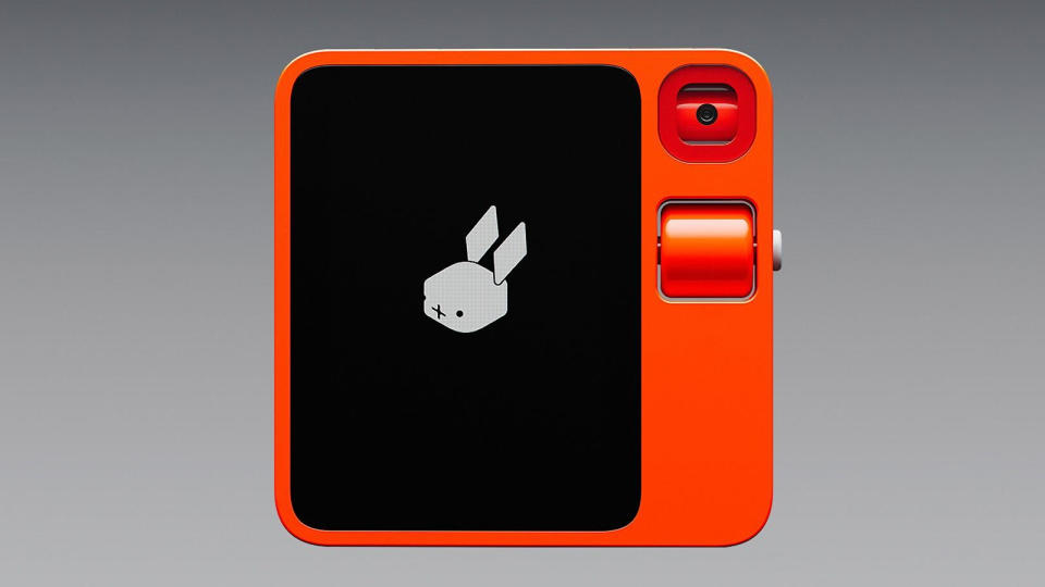 Rabbit r1 device