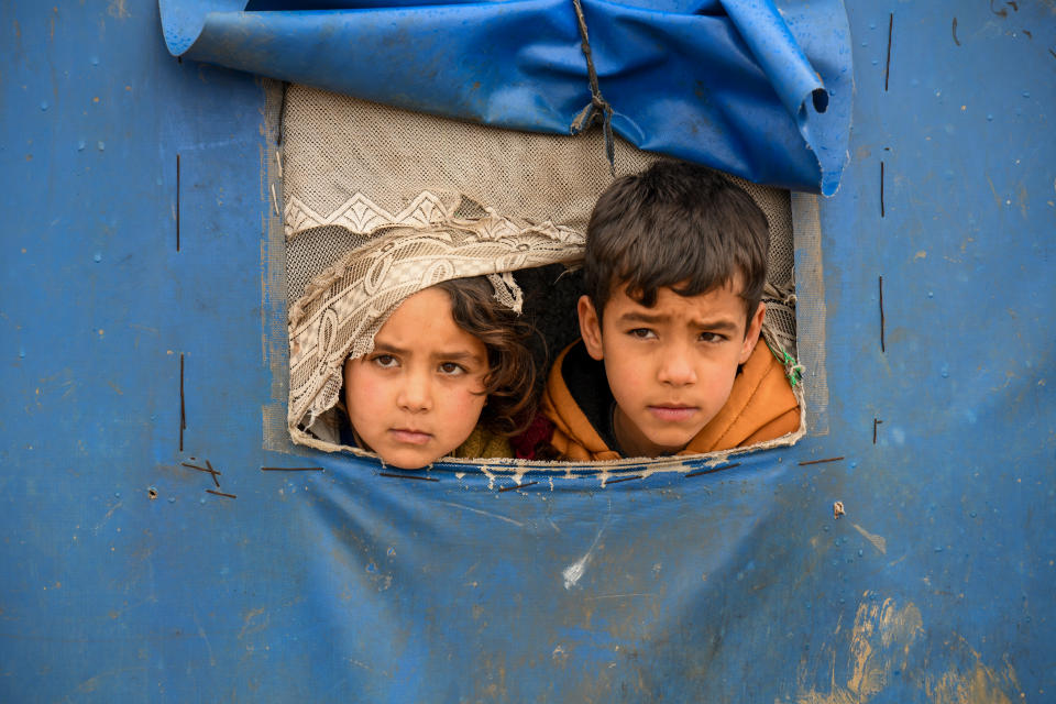 Niños desplazados en Alepo, Siria, uno de los lugares afectados por el terremoto.  (Photo by Rami Alsayed/NurPhoto via Getty Images)