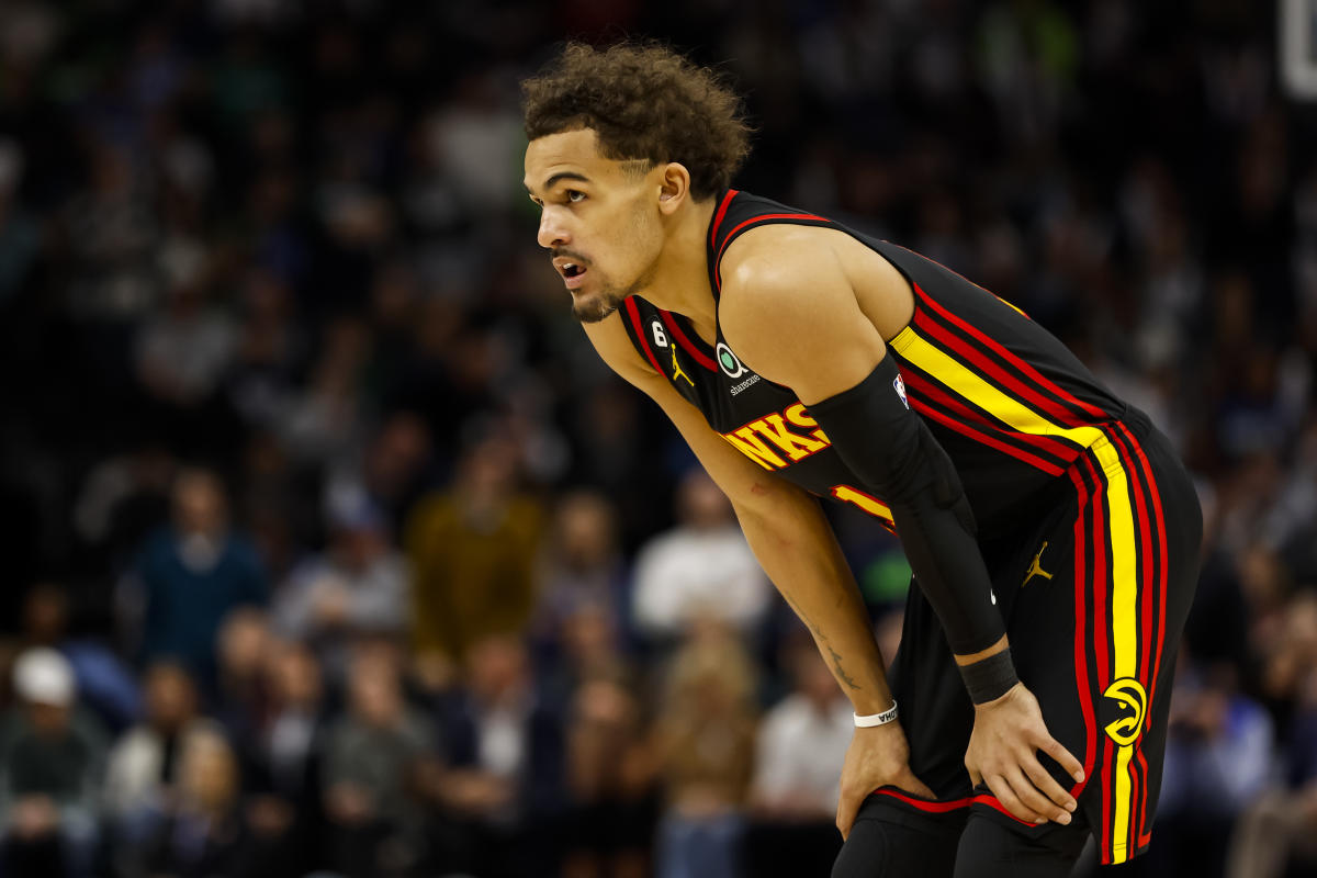 Hawks star Trae Young ejected after throwing ball at official vs. Pacers