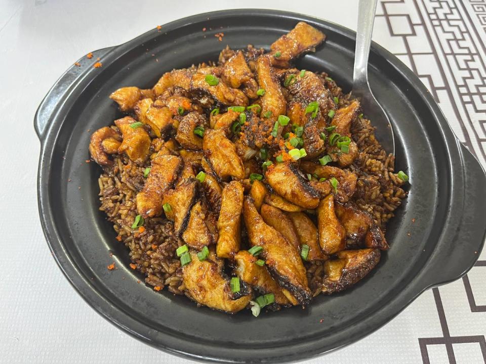 61 Seafood Restaurant - Claypot Fish Rice