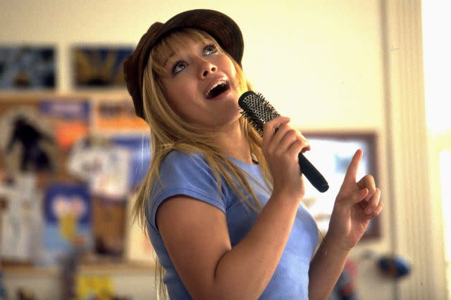 <p>AJ Pics/Alamy</p> Hilary Duff as Lizzie McGuire