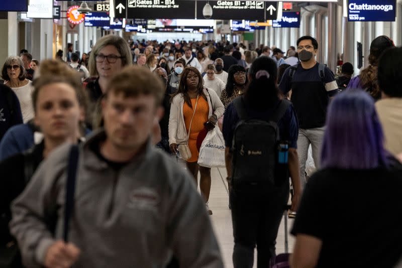 FILE PHOTO: Travellers during the labor day weekend in Atlanta