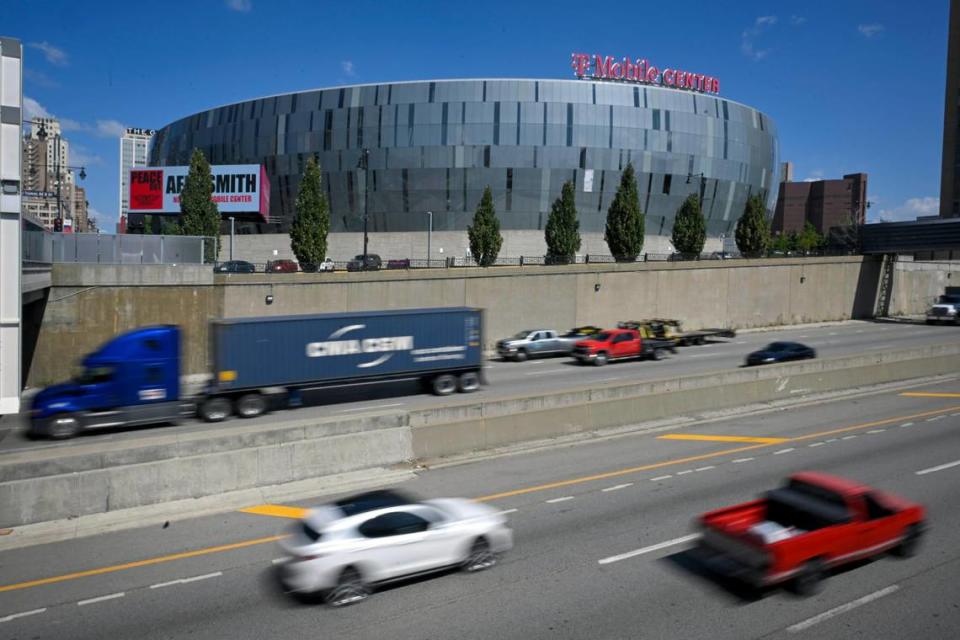 A cap over Interstate 670 in downtown Kansas City would create a large, urban park that would connect the Central Business District and attractions like the T-Mobile arena with the Crossroads Arts District.