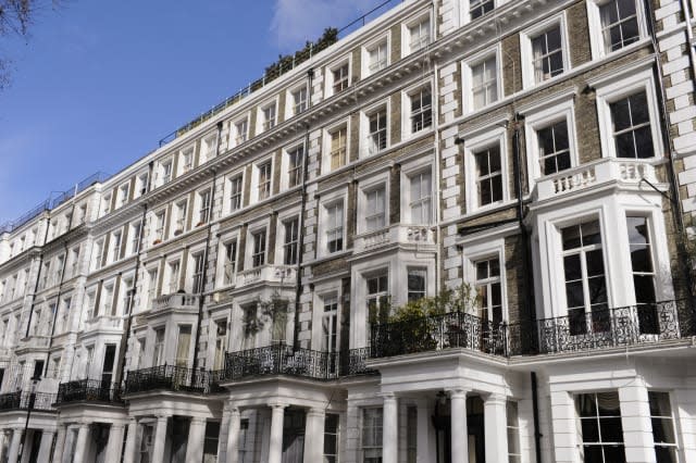 Great Britain, England, London, terraced houses with porticoes in West London