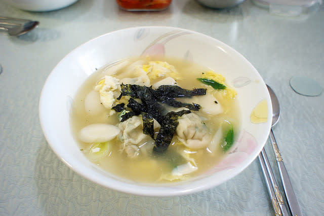 Tteokguk