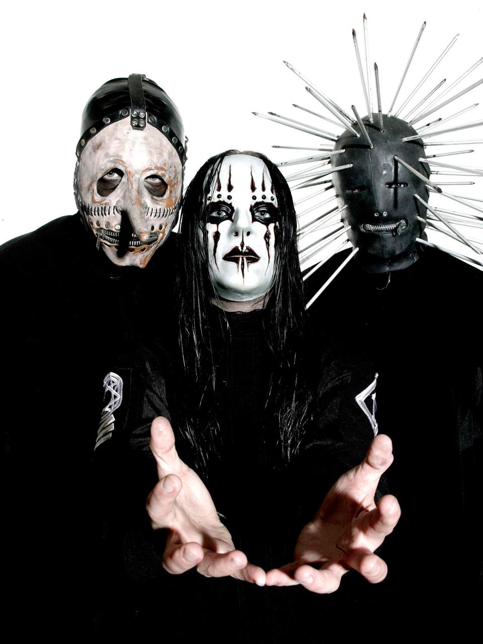 Jordison (centre) with bandmates Chris Fehn (left) and Craig Jones, circa 2000 (Redferns)