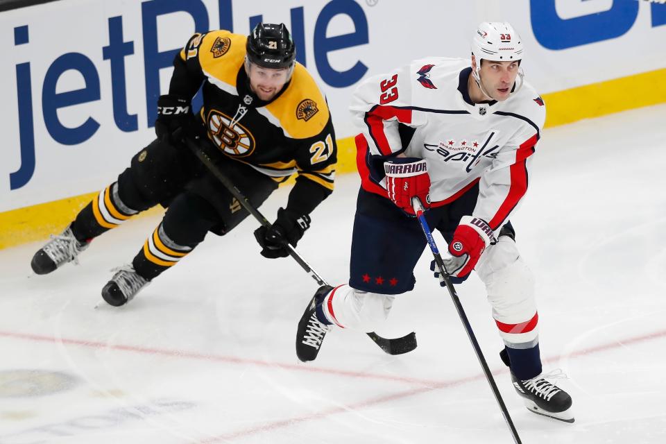 Zdeno Chara was considered old during his time with the Boston Bruins, but after Tom Brady's retirement, Chara is now one of only two players left playing the four major sports that was born in the 1970s.