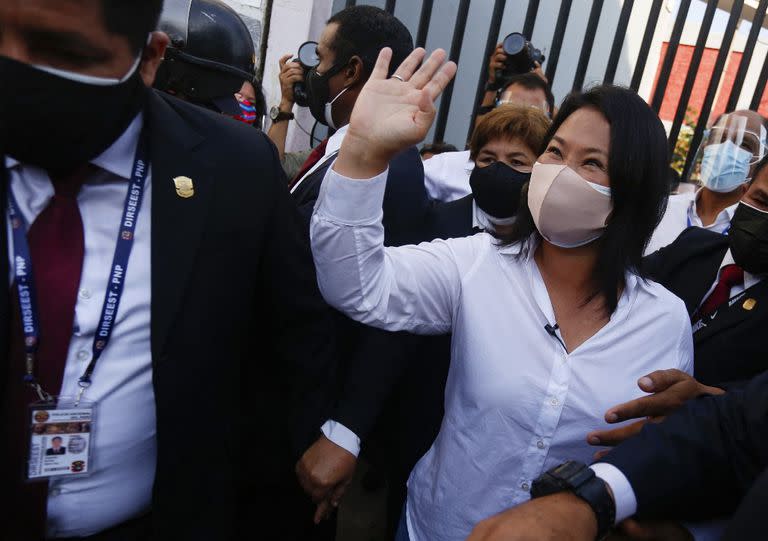 Keiko Fujimori votó en Lima