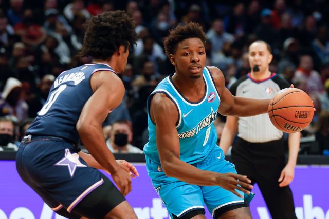 Dyson Daniels and Team Barry win Rising Stars Challenge at NBA All