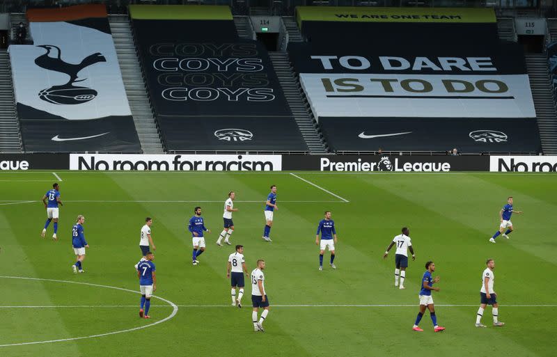 Premier League - Tottenham Hotspur v Everton