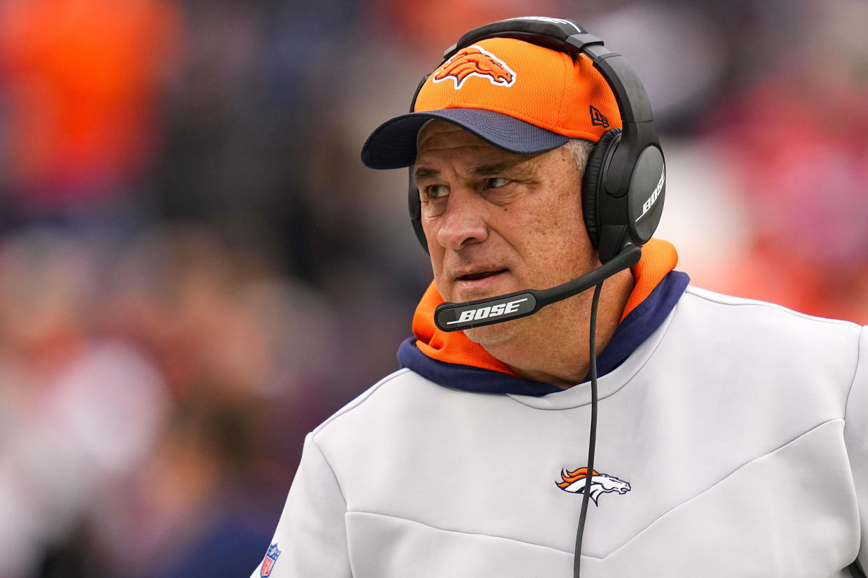 Vic Fangio is helping out the Eagles ahead of Super Bowl LVII. (AP Photo/Jack Dempsey, File)